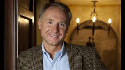 Dan Brown