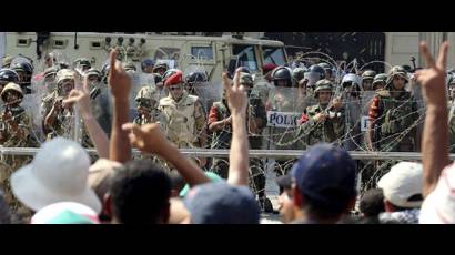 Simpatizantes de Mursi protestan