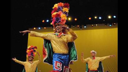 Homenaje a Colombia en la Fiesta del Fuego