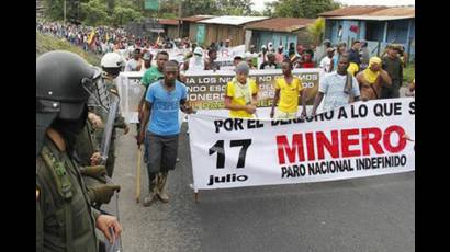 Los mineros continúan su protesta