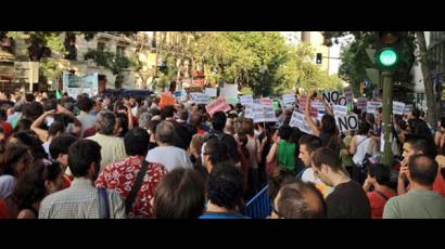 Multitudinaria protesta en Madrid