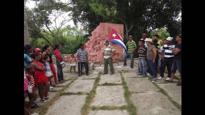 Jóvenes en la manigua 