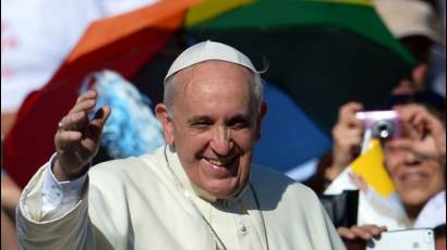 Papa Francisco convoca a la paz