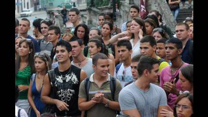 Jóvenes universitarios