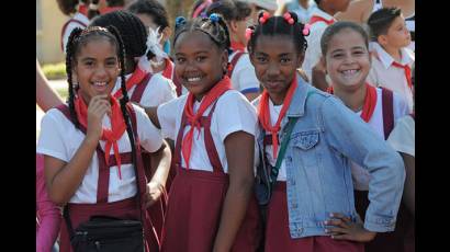 El Estado cubano exige por la ley que los niños y las niñas asistan a los centros escolares