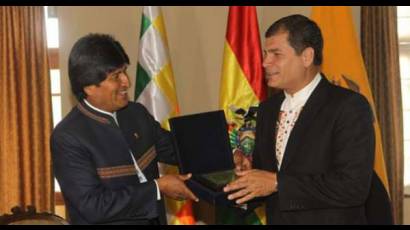 Presidentes Evo Morales y Rafael Correa