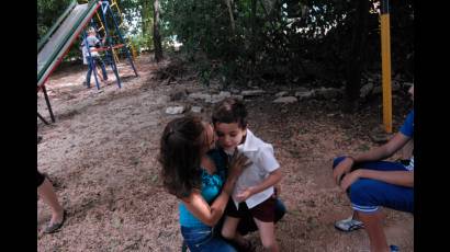 Escuela especial para niños con autismo, Dora Alonso