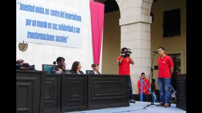 Elián González en el Tribunal Antiimperialista 