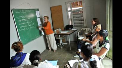 Casas de Orientación a la Mujer y la Familia