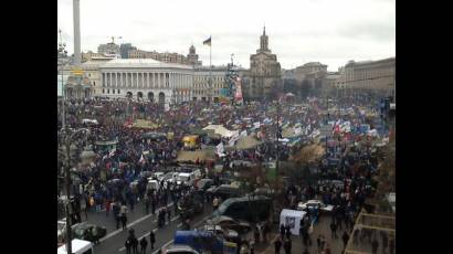 Masiva protesta en Ucrania