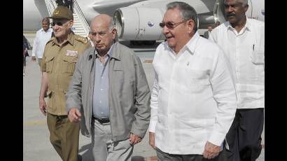 Regresa Raúl a la Patria