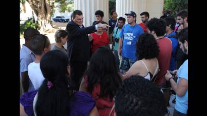 Miembros de la Oclae visitan el Alma Mater