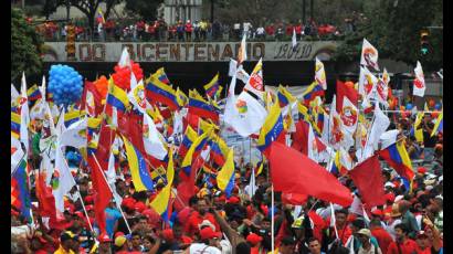 Venezolanos apoyan llamado de paz