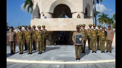 Homenaje a José Martí en Santa Ifigenia