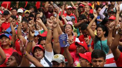  Jóvenes chavistas