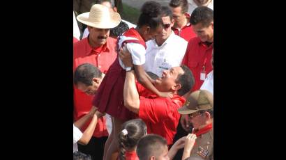 Chávez, Raúl y Maduro en Santiago de Cuba