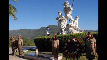 Homenaje a los héroes de la Patria