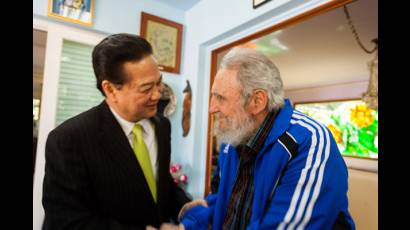 Encuentro de Fidel con Nguyen Tan Dung
