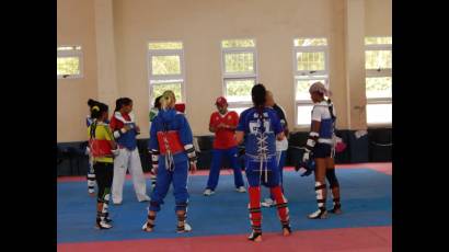 Durante el entrenamiento previo al Torneo Clasificatorio