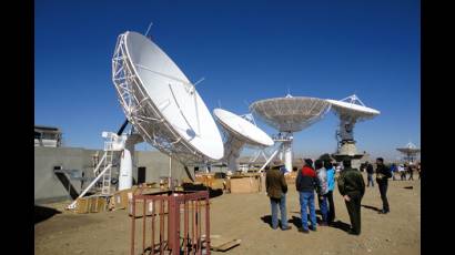 Corporación Industrial Gran Muralla de China entregó a Bolivia el proyecto de satélite de comunicaciones