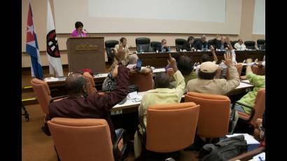 Escritores y artistas en la UNEAC