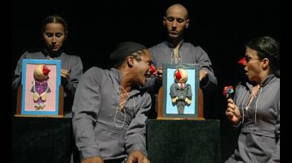 Grupo de teatro "Teatro sobre el camino"