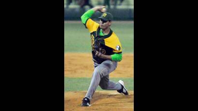 Yosvani Torres