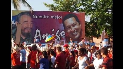 Desfile por el Día Internacional de los Trabajadores en Cienfuegos