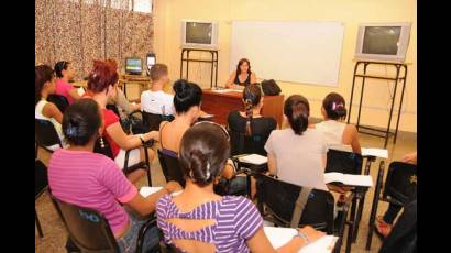 Estudiantes universitarios