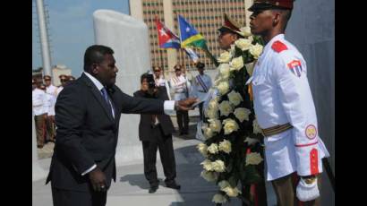 Primer Ministro de Islas Salomón rinde homenaje a Martí