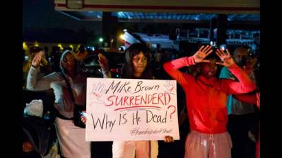 Protestas por el asesinato del joven afroamericano Mike Brown