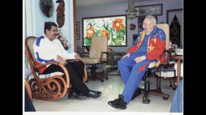Fidel conversa con Nicolás Maduro