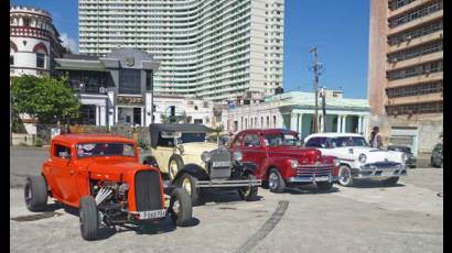 Autos de mediados del siglo pasado