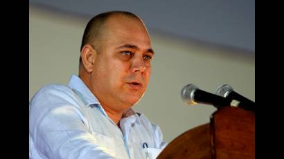 Roberto Morales, Ministro de Salud