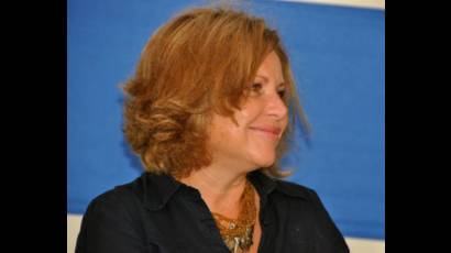 Isabel Santos