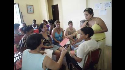 Casas de Orientación de la Mujer y la Familia