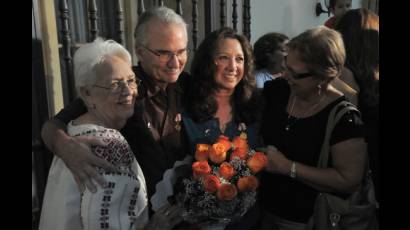 Bill Hackwell, Alicia Jrapko, Mirta Rodríguez y Maruchi Guerrero