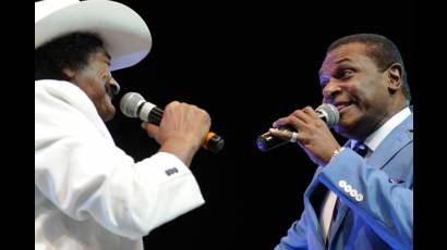 El Canario y Tiburón Morales