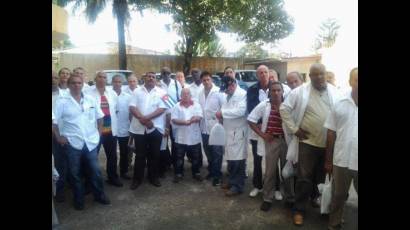 Colectivo de médicos cubanos