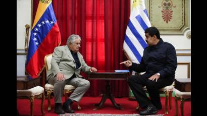 Mujica y Maduro