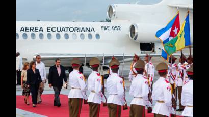 María Esther Reus recibe a Ralph Gonsalves