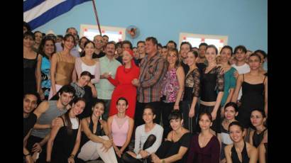 El Ballet Nacional de Cuba con los Héroes en el Salón Azul