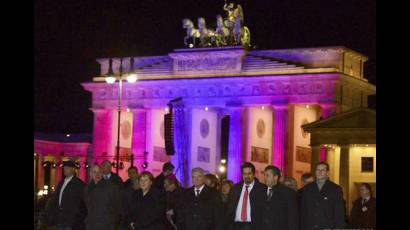 Presidente Gauck y la canciller Angela Merkel