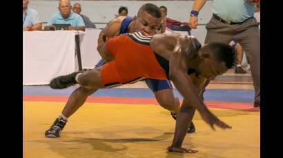 Alejandro Valdéz vs Franklyn Marén
