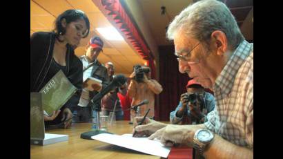 Luis Báez, Premio Nacional de Periodismo José Martí