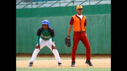 Cienfuegueros y villaclareños