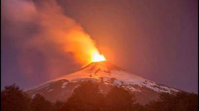 Entra en erupción el volcan Villarica en Chile