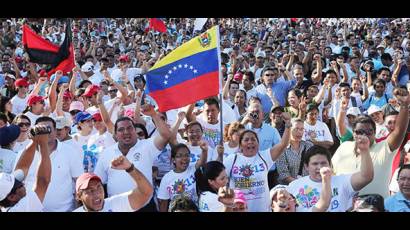 Nicaragua marcha en solidaridad con Venezuela