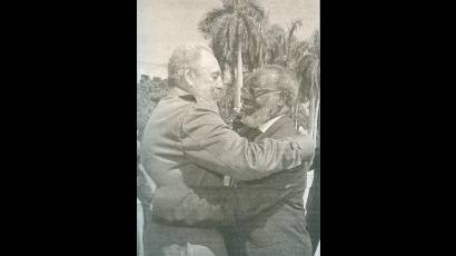 Fidel y Sam Nujoma