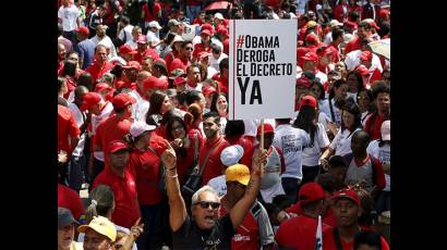 Cuba firma con la pluma de Bolívar